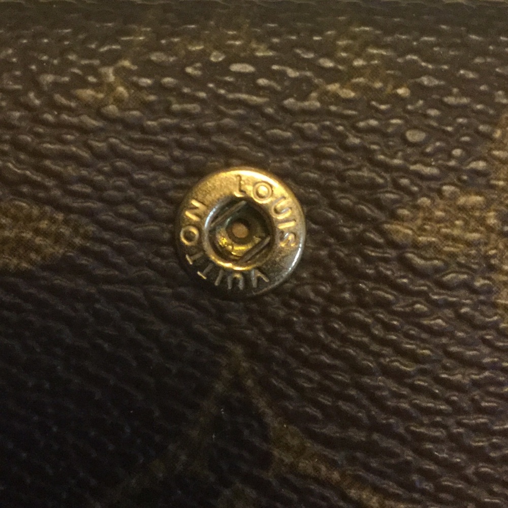 Auth Louis Vuitton Monogram Keyholder - Picture 5 of 8